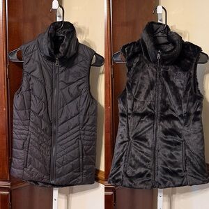 Women's The North Face Mossbud Insulated Reversible Vest sz XS Black